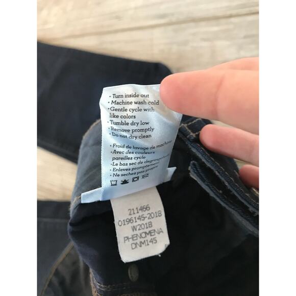 EUC women’s Paige dark blue jeans boot cut size 20 2-button - Picture 6 of 8